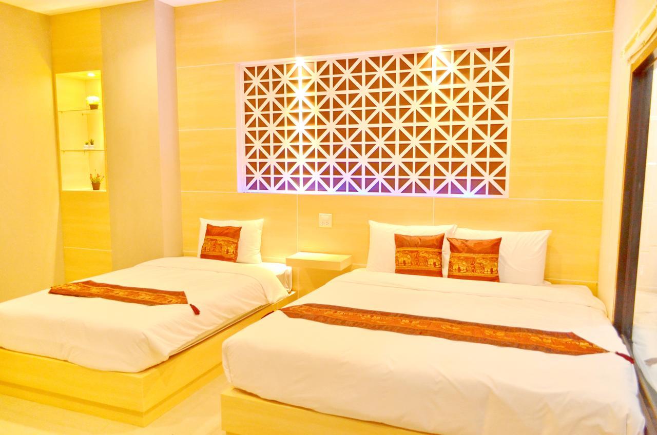 Thatluangview Hotel Vientiane Extérieur photo