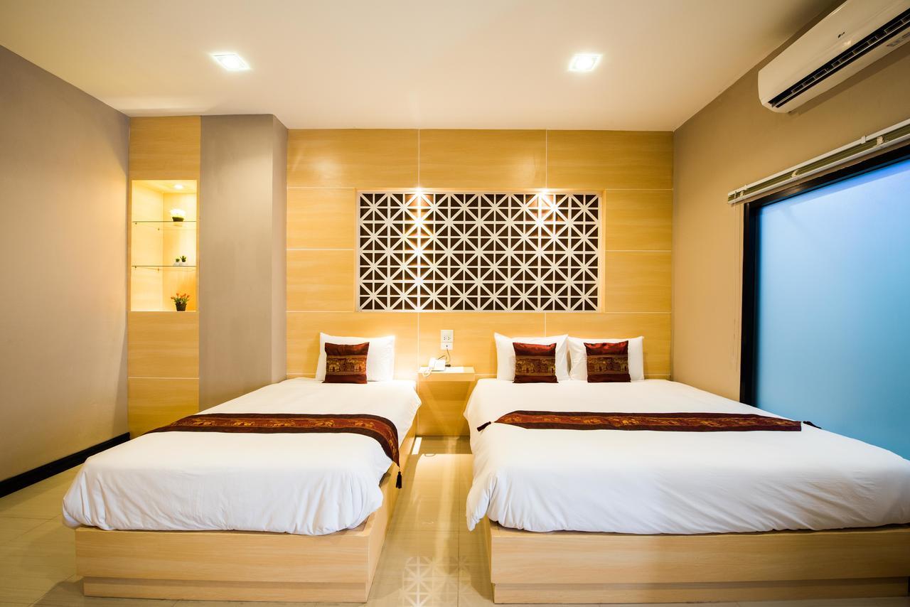 Thatluangview Hotel Vientiane Extérieur photo